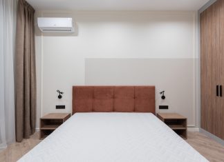 7 semne că este timpul să vă înlocuiți salteaua