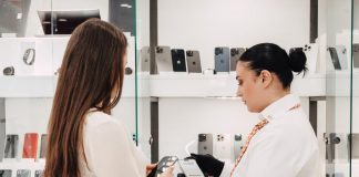 Memorie, RAM, sistem de operare: de ce aceste detalii influențează cât primești la amanet pentru telefon?