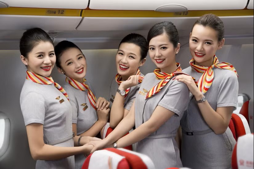 hainan-airlines-cabin-crew.jpg